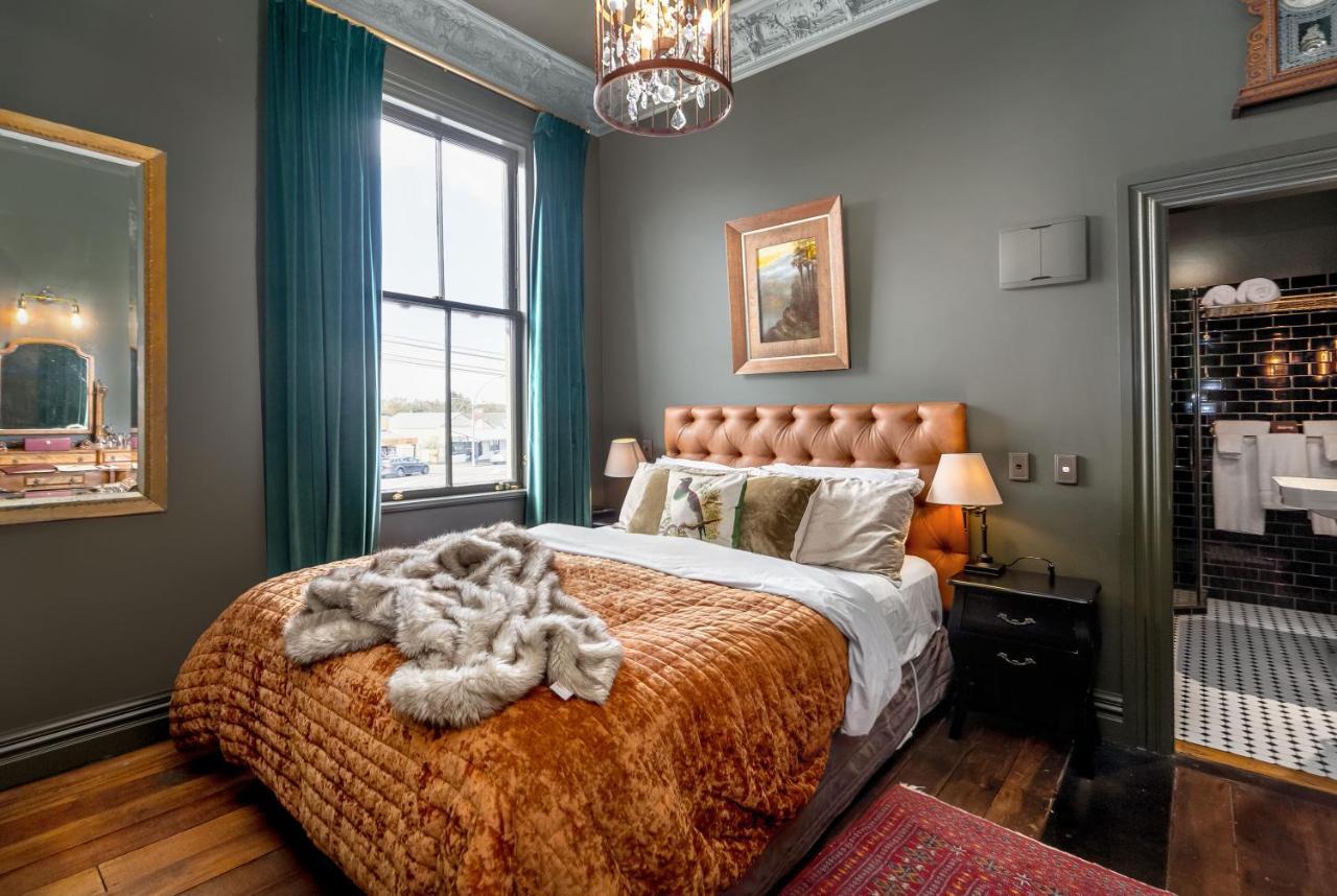 The Royal Hotel Featherston - Boutique Hotel Exterior photo